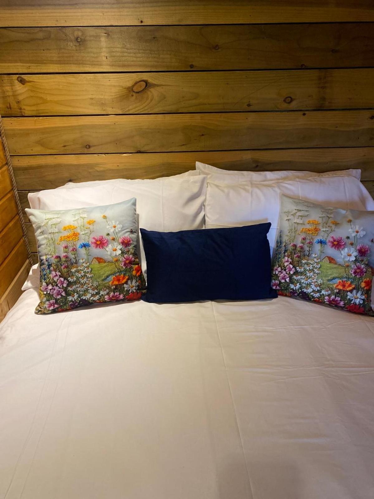 Crabmill Glamping Bewdley Hotel Exterior foto